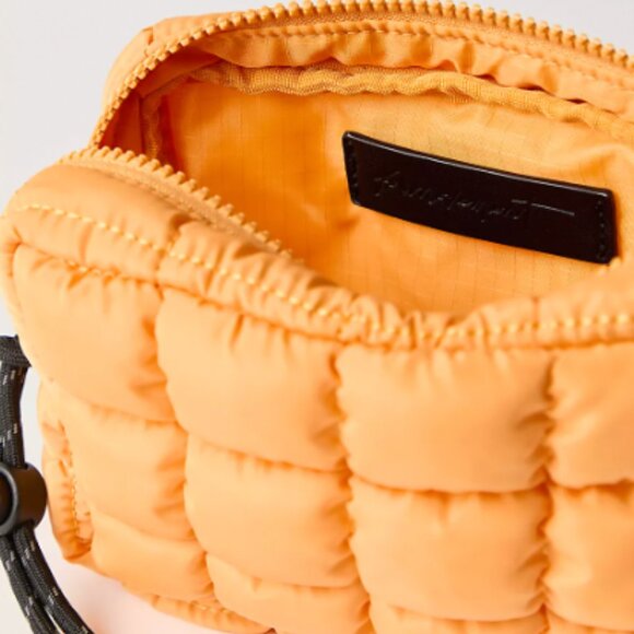 💛 FP Movement Quilted Mini Case - Light Papaya (Yellow) - Picture 3 of 8